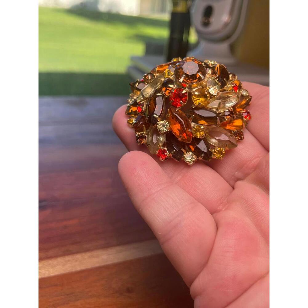 Vintage Juliana D&E Fall Colors Rhinestone Dome Brooch